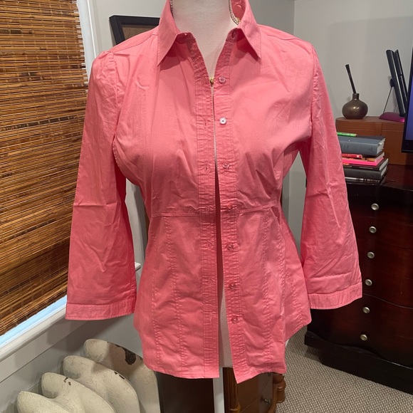 New York & Company Tops - NEW YORK & COMPANY BUTTON DOWN